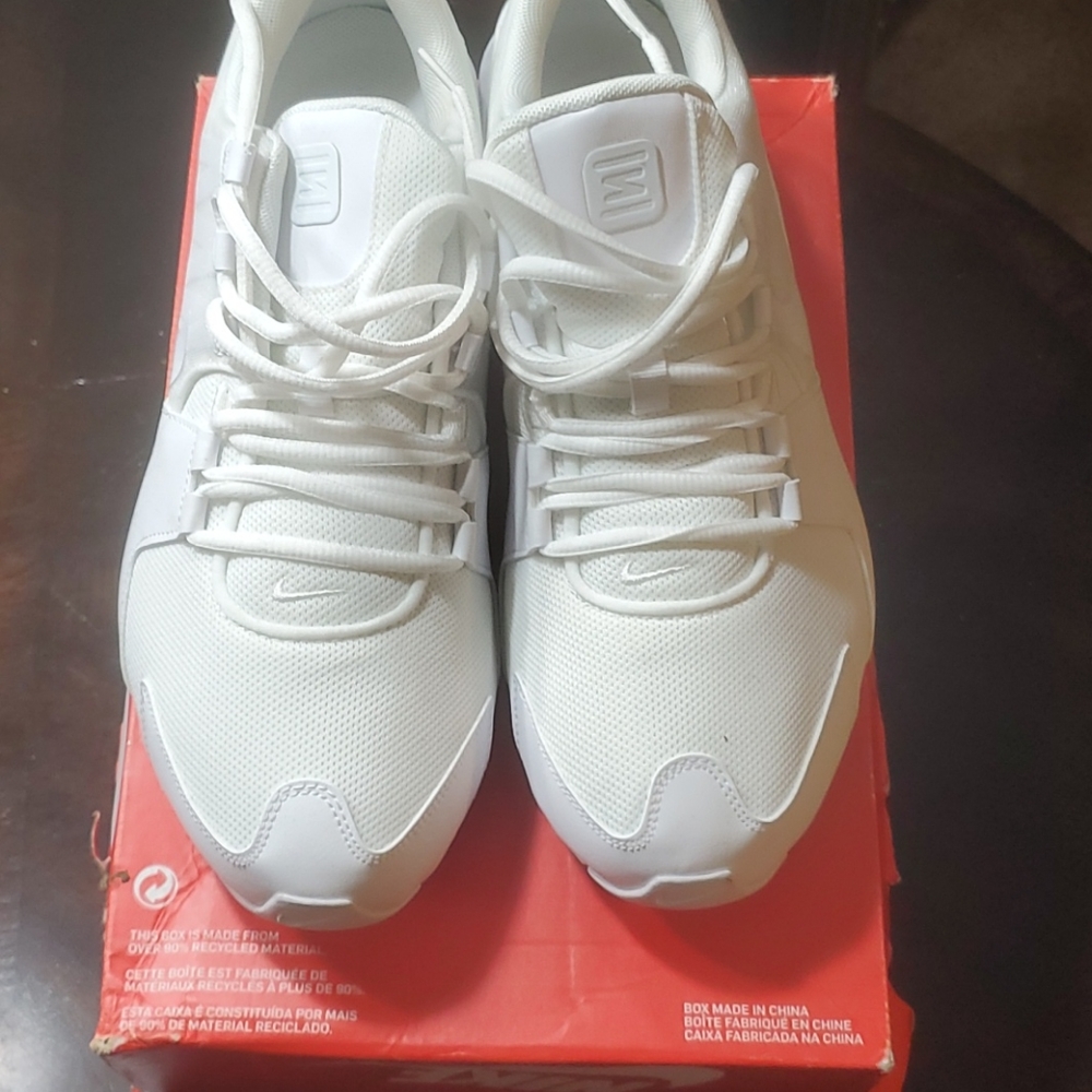 NIKE SHOX AVENUE